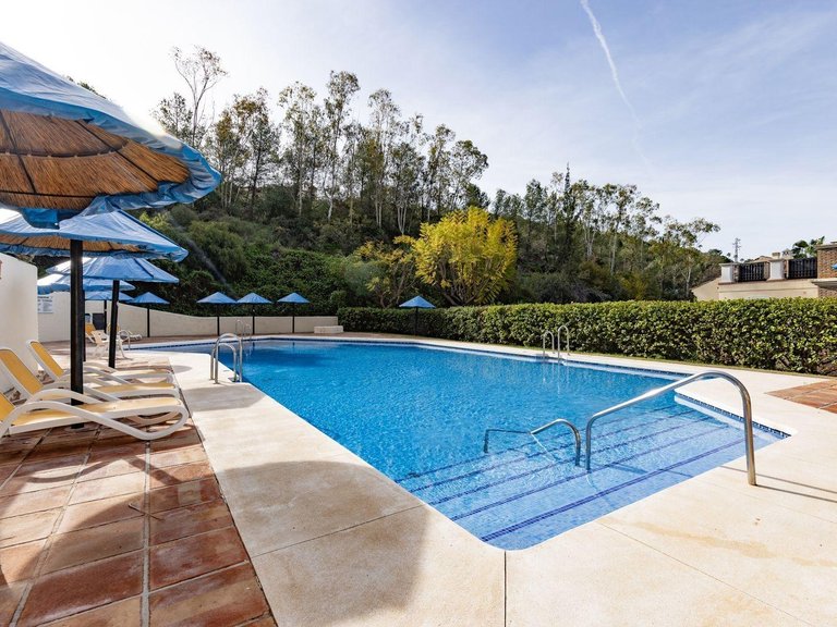 Apartment for Sale in Benahavis, Malaga 28