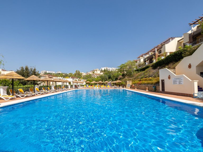 Apartment for Sale in Benahavis, Malaga 36