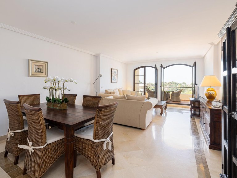Apartment for Sale in Benahavis, Malaga 4