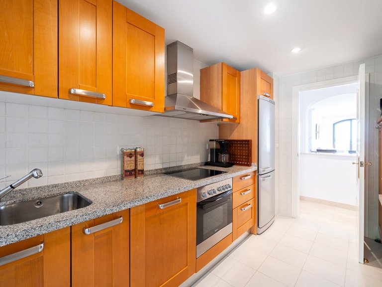 Apartment for Sale in Benahavis, Malaga 9