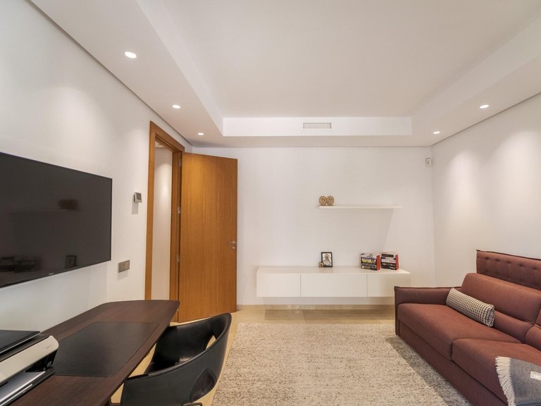 Apartment for Sale in Marbella, Malaga 21