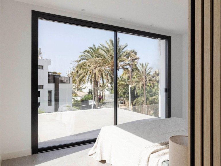 Villa for Sale in Marbella, Malaga 18