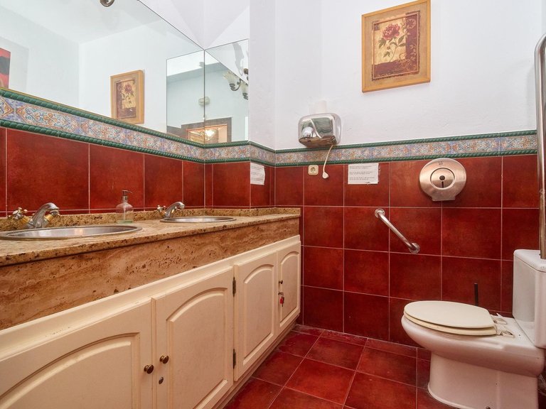 Apartment for Sale in Marbella, Malaga 26