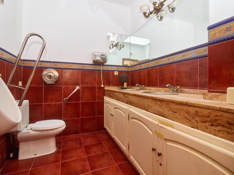 Apartment for Sale in Marbella, Malaga 27