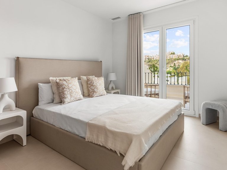 Town House for Sale in Benahavis, Malaga 12
