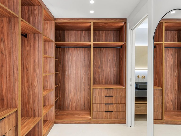 Town House for Sale in Benahavis, Malaga 17