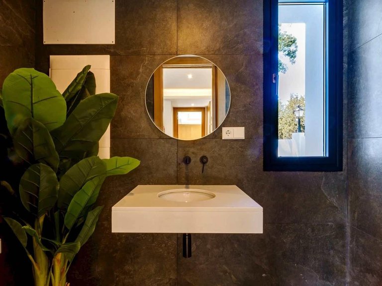 Villa for Sale in Elviria, Malaga 21