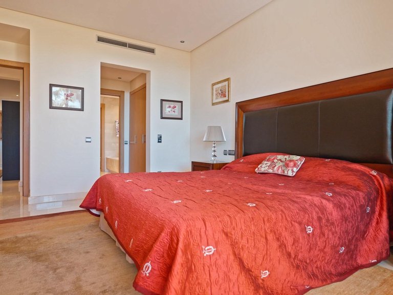 Apartment for Sale in Marbella, Malaga 13