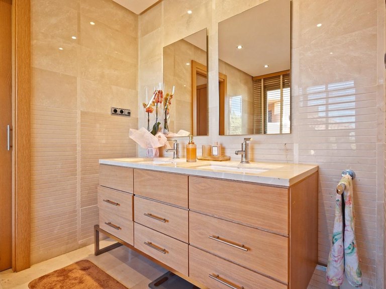 Apartment for Sale in Marbella, Malaga 19