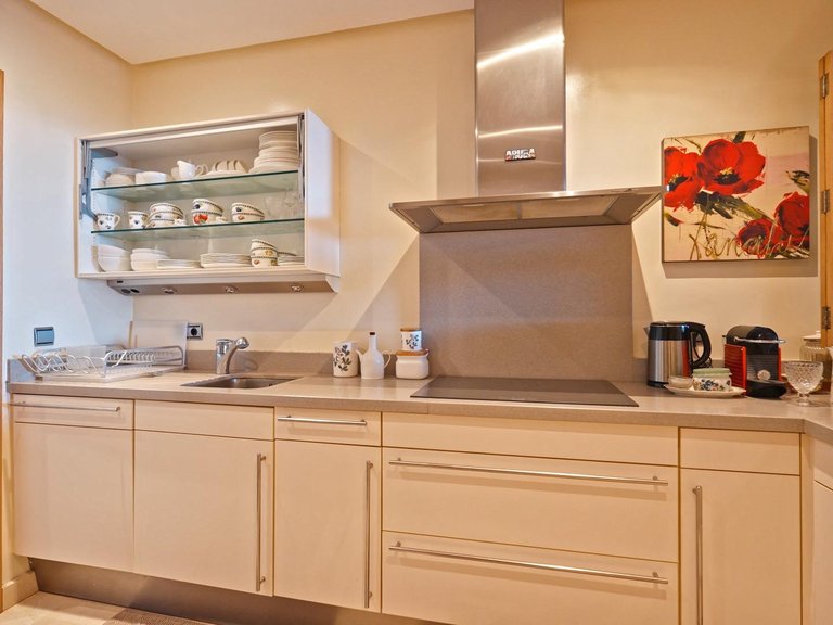 Apartment for Sale in Marbella, Malaga 31