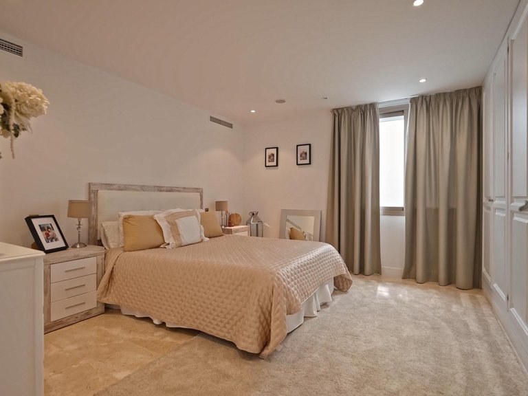 Apartment for Sale in Marbella, Malaga 54