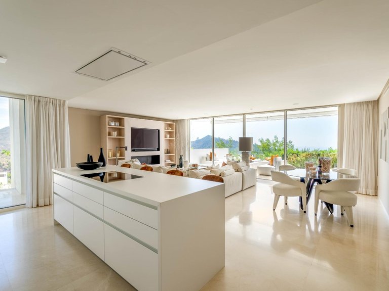 Apartment for Sale in Ojen, Malaga 8