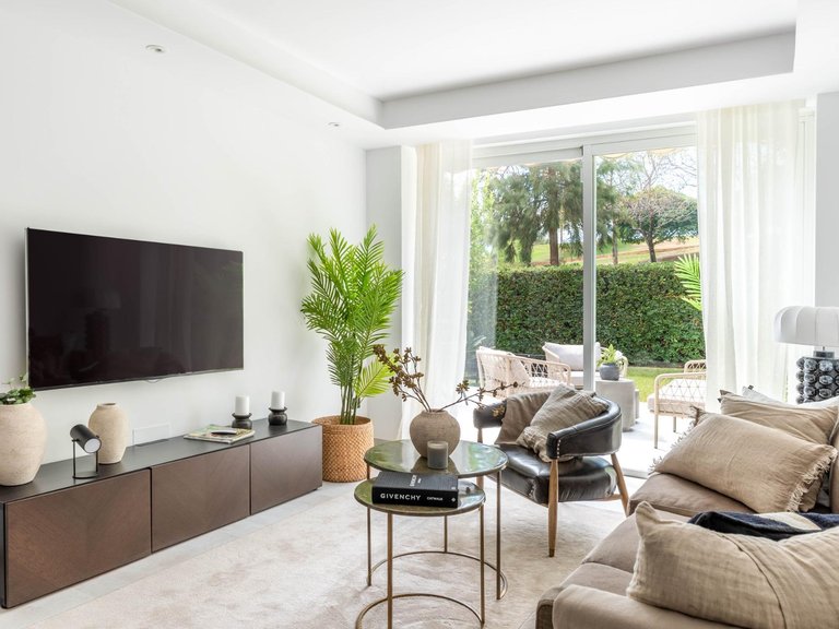 Apartment for Sale in Benahavis, Malaga 11