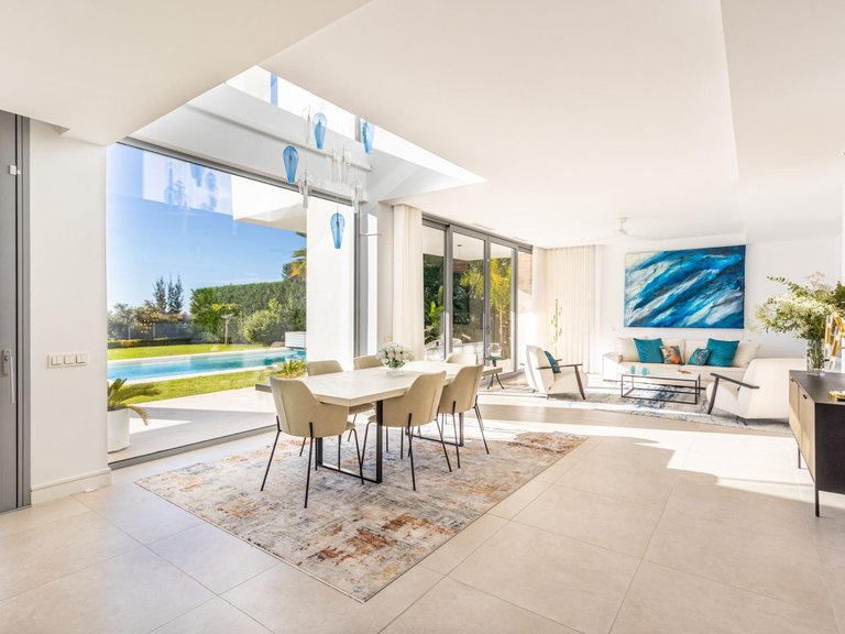 Villa for Sale in Marbella, Malaga 5