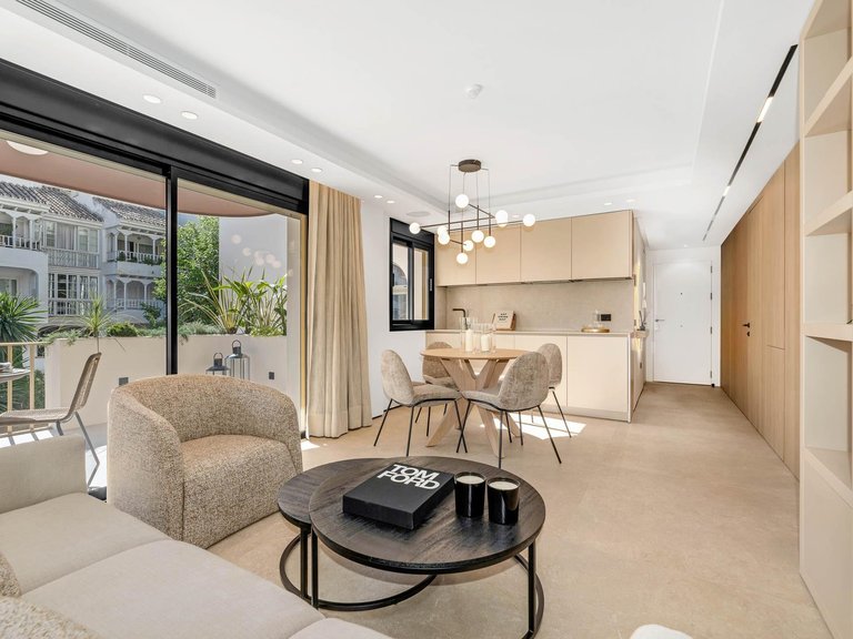 Apartment for Sale in Marbella, Malaga 15