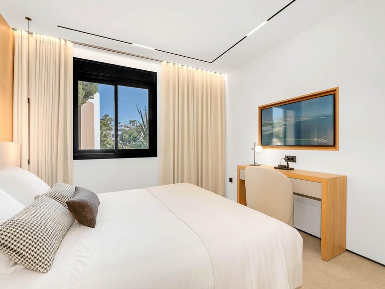 Apartment for Sale in Marbella, Malaga 18