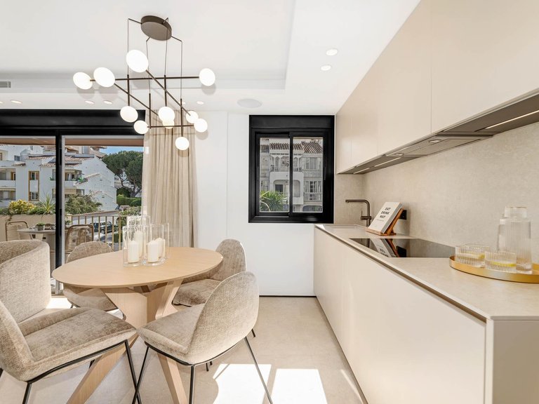 Apartment for Sale in Marbella, Malaga 9