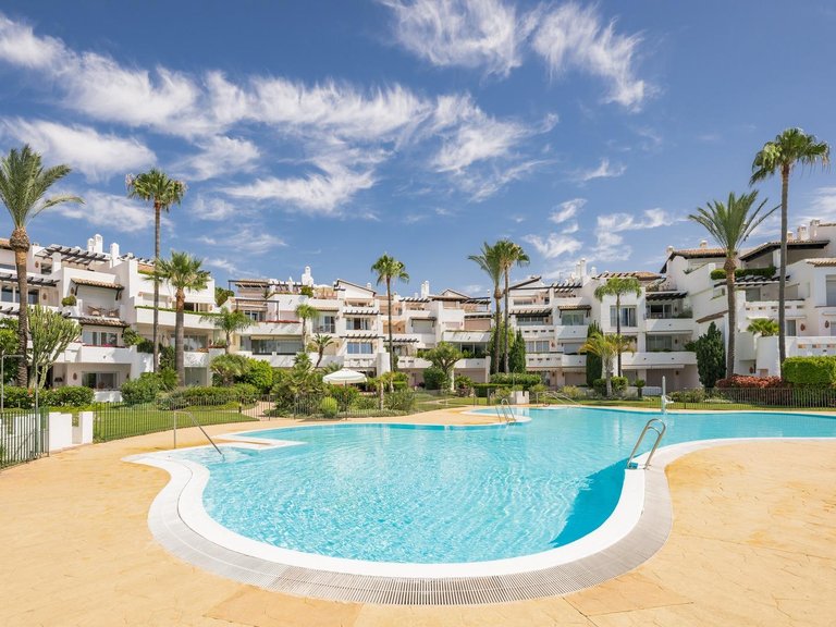 Apartment for Sale in Estepona, Malaga 1