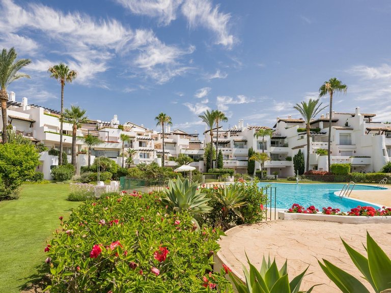 Apartment for Sale in Estepona, Malaga 12