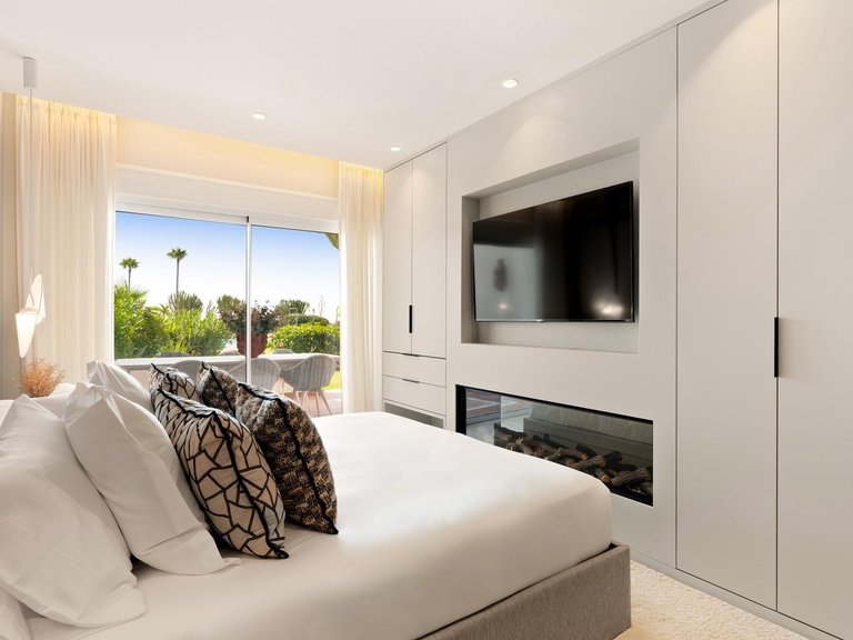 Apartment for Sale in Estepona, Malaga 30