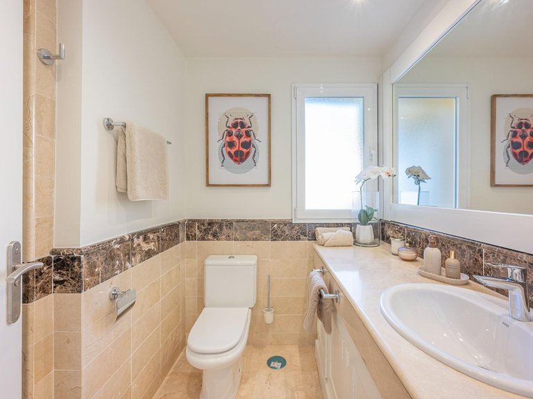 Apartment for Sale in Marbella, Malaga 39