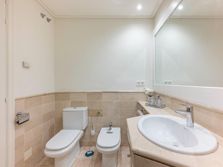 Apartment for Sale in Marbella, Malaga 45