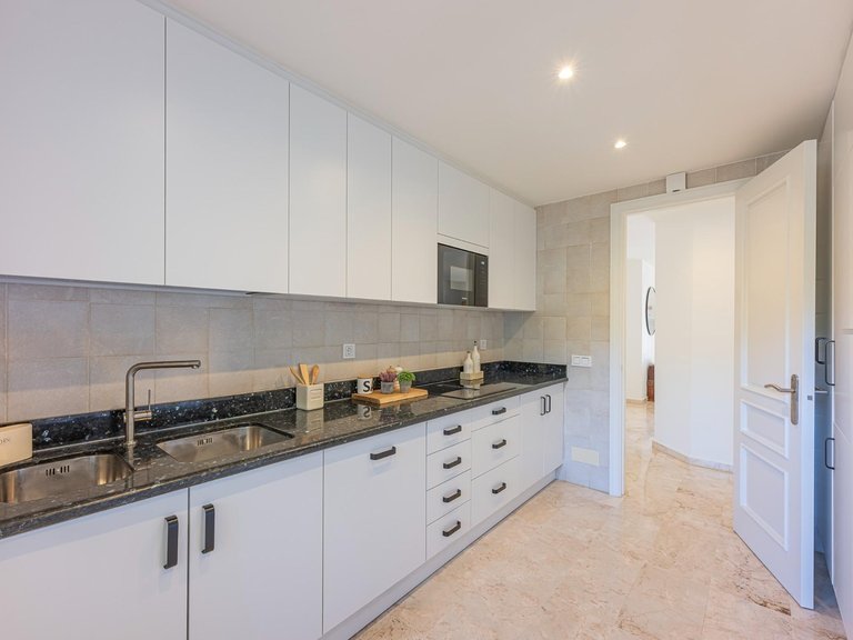 Apartment for Sale in Marbella, Malaga 48