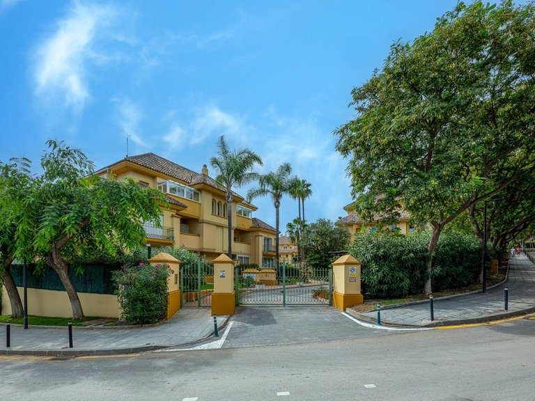 Apartment for Sale in Marbella, Malaga 66