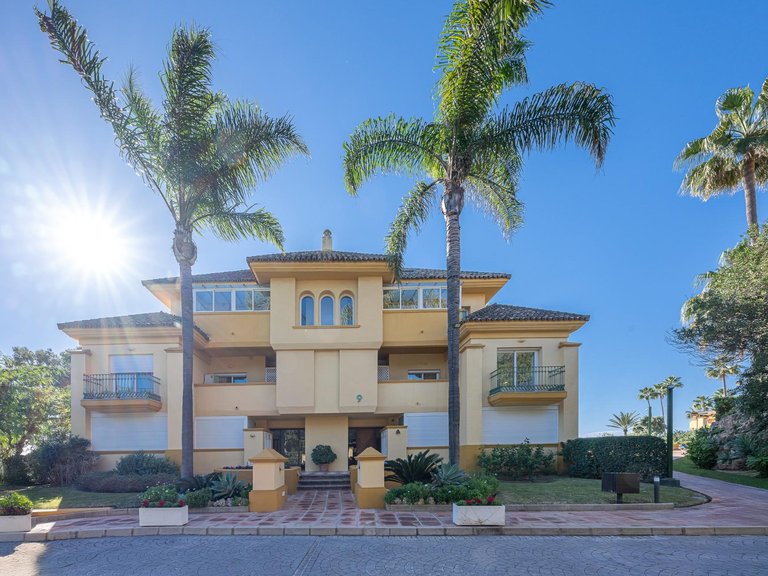 Apartment for Sale in Marbella, Malaga 83