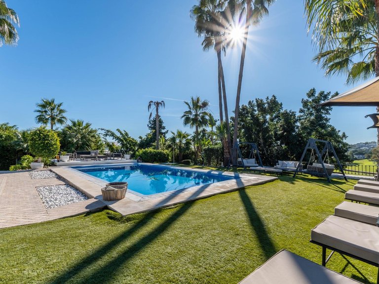 Apartment for Sale in Marbella, Malaga 16