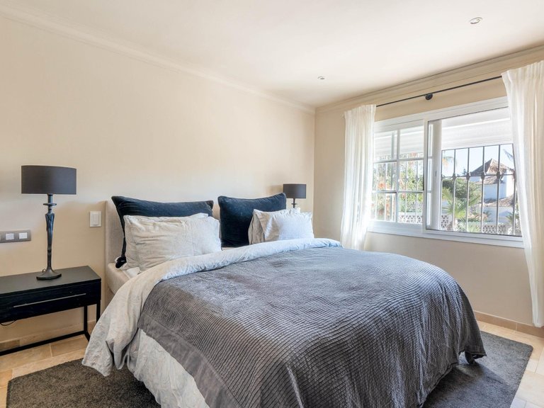 Apartment for Sale in Marbella, Malaga 28