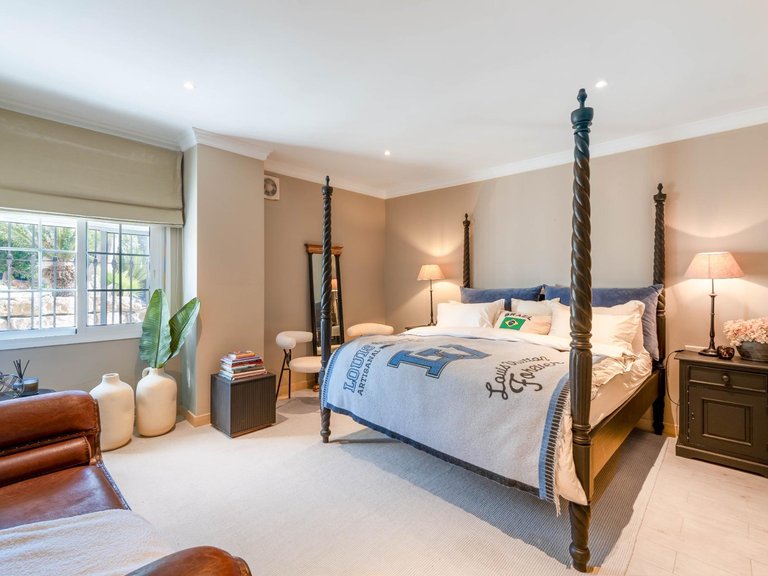 Apartment for Sale in Marbella, Malaga 40