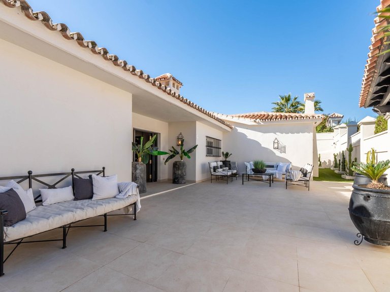 Apartment for Sale in Marbella, Malaga 45