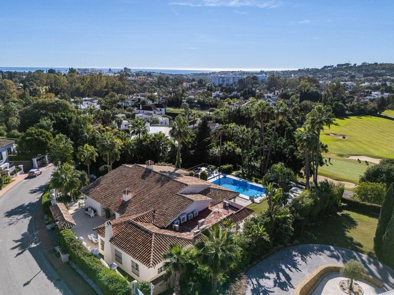 Apartment for Sale in Marbella, Malaga 49
