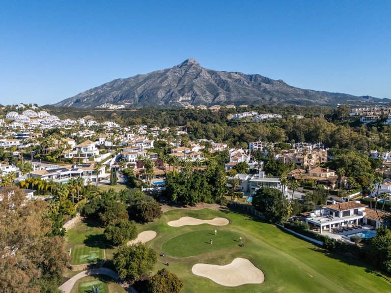 Apartment for Sale in Marbella, Malaga 50