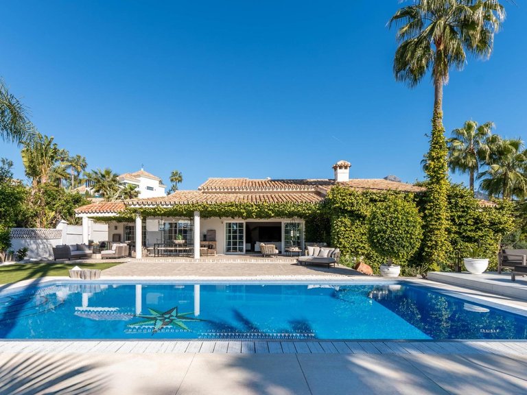 Apartment for Sale in Marbella, Malaga 6