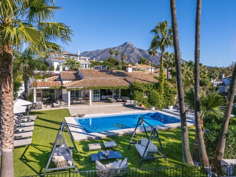 Apartment for Sale in Marbella, Malaga 7
