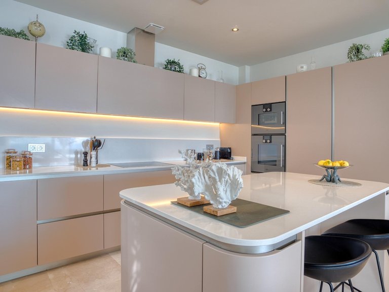 Apartment for Sale in Marbella, Malaga 54