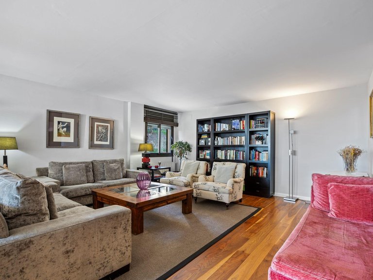 Apartment for Sale in Málaga, Malaga 9