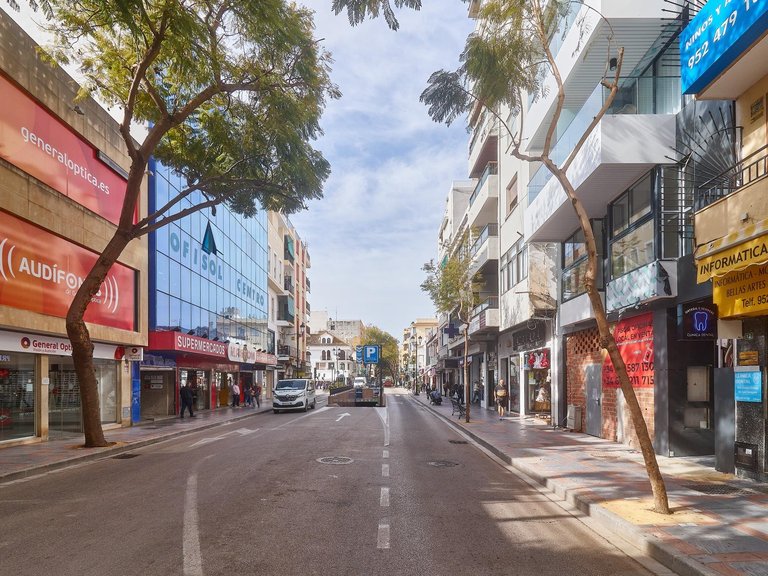 Apartment for Sale in Fuengirola, Malaga 37