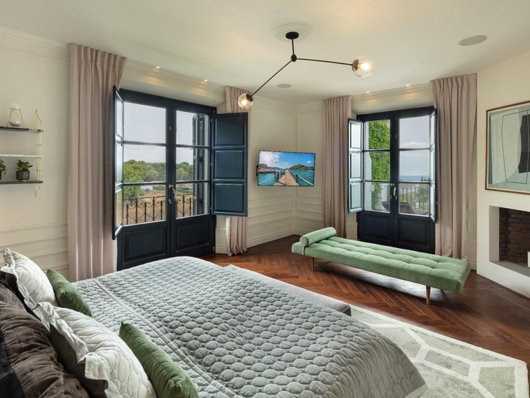 Villa for Sale in Marbella, Malaga 11