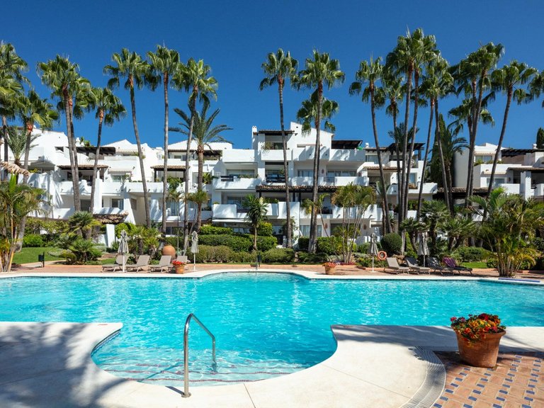 Apartment for Sale in Marbella, Malaga 14