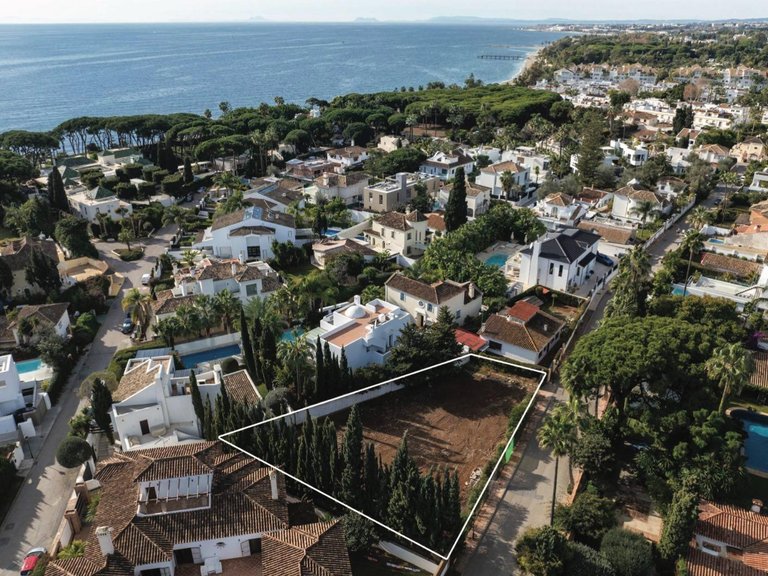 Plot for Sale in Marbella, Malaga 7