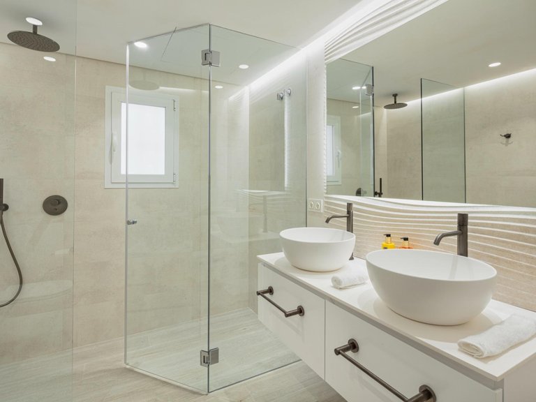 Apartment for Sale in Marbella, Malaga 16