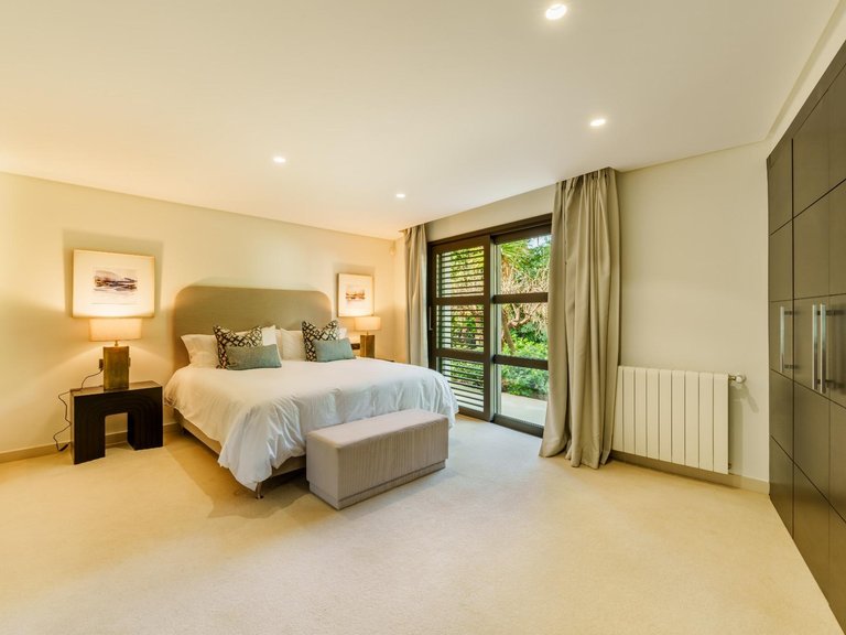 Villa for Sale in Marbella, Malaga 14