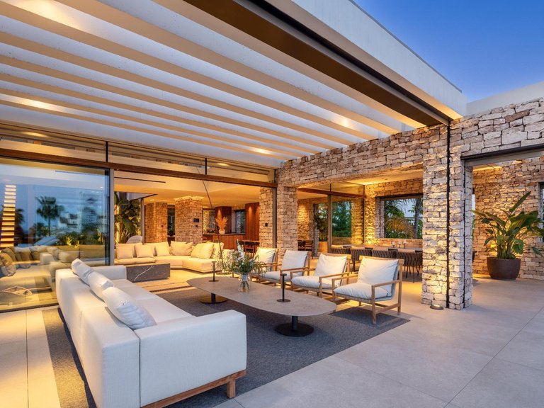 Villa for Sale in Marbella, Malaga 10