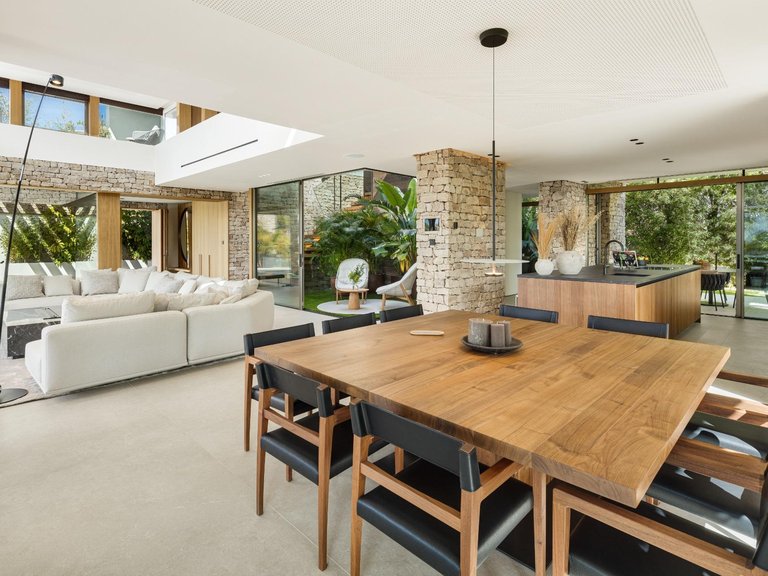 Villa for Sale in Marbella, Malaga 6