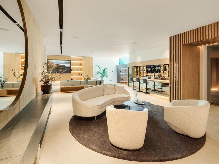 Villa for Sale in Marbella, Malaga 7