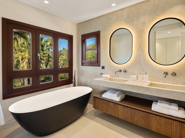 Villa for Sale in Marbella, Malaga 17