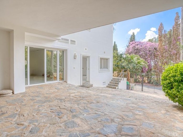 Apartment for Sale in Marbella, Malaga 61